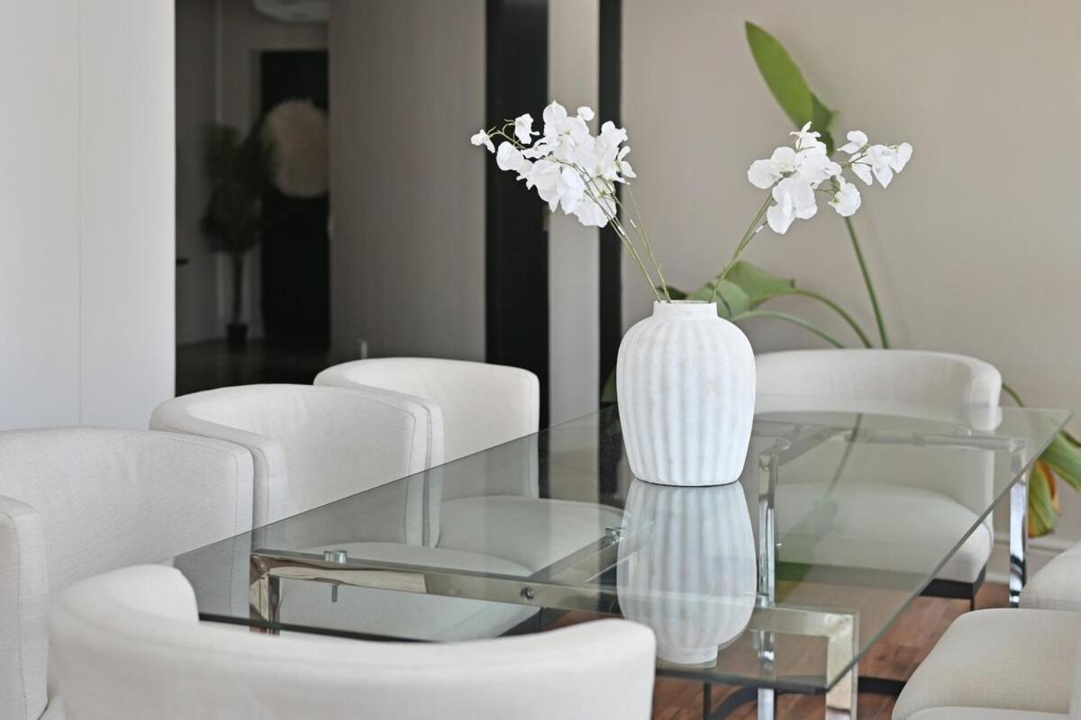 Elevated Luxury 2-bed With Elevator Access *