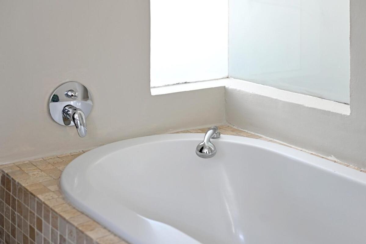 Apartment Elevated Luxury 2-bed With Elevator Access Cape Town