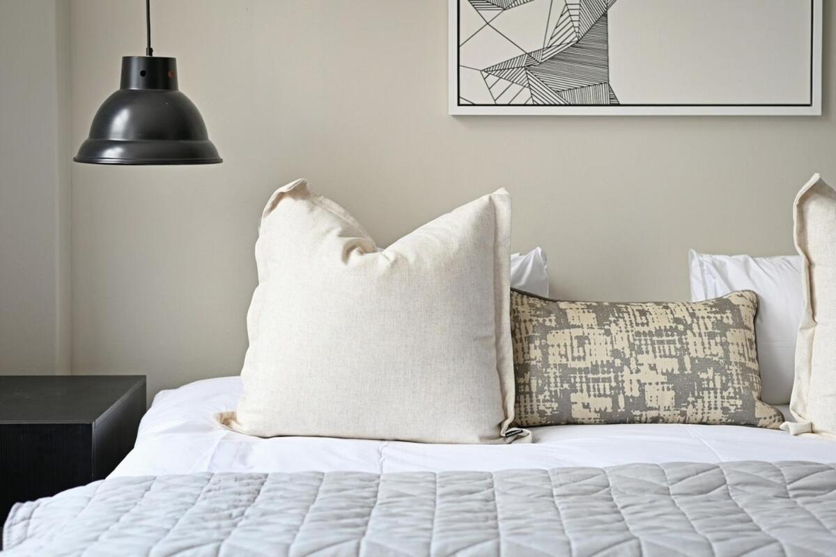 Elevated Luxury 2-bed With Elevator Access Apartment