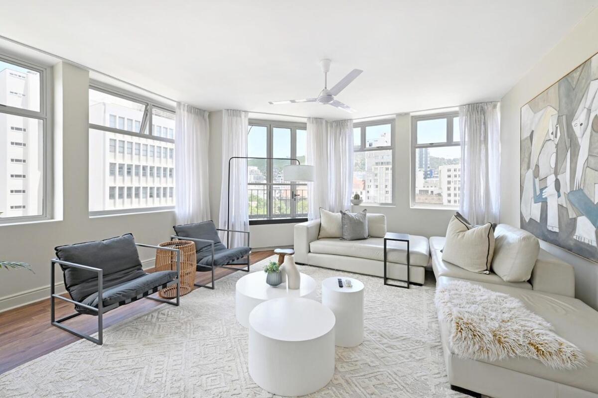 Elevated Luxury 2-bed With Elevator Access Apartment