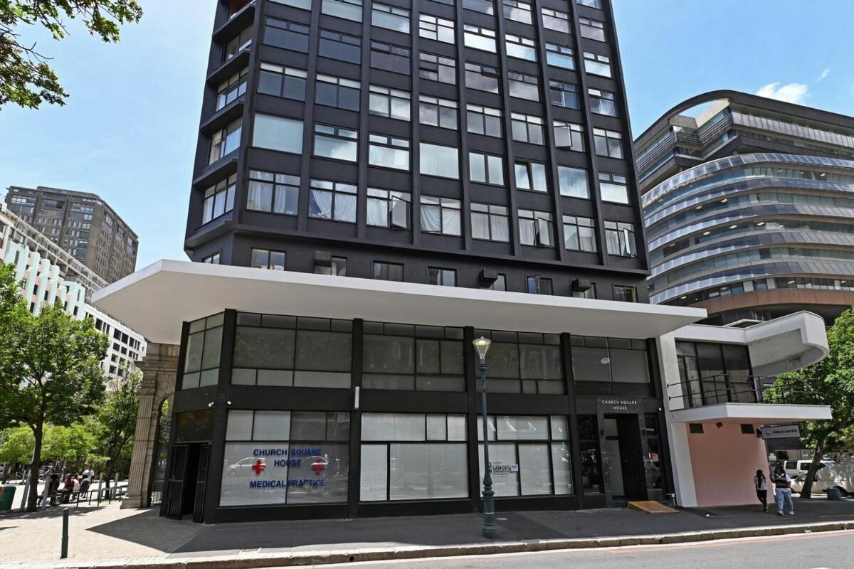 Apartment Elevated Luxury 2-bed With Elevator Access